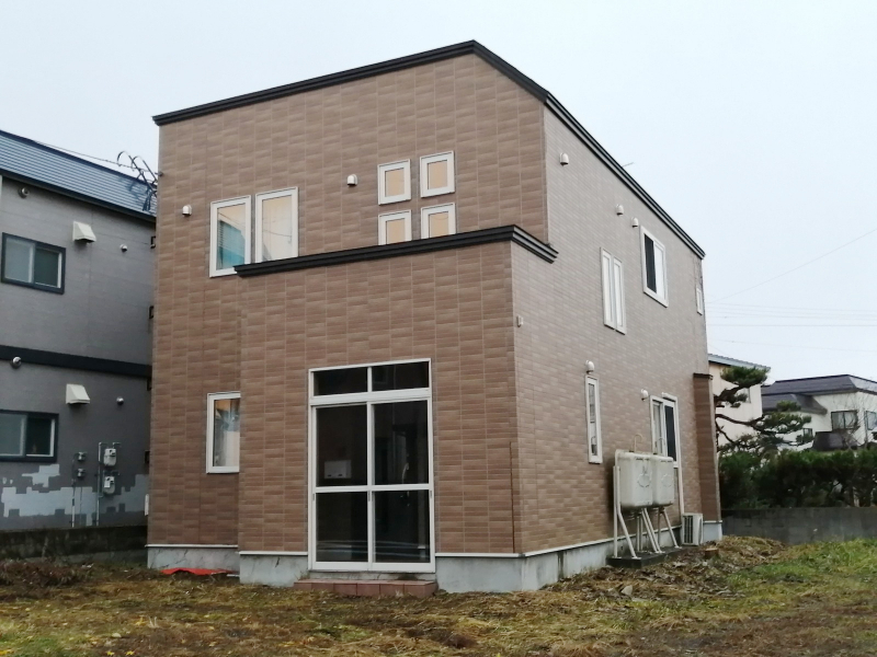 弘前市稔町 4LLDDKK 二世帯住宅 駐車3台可 青森県弘前市稔町