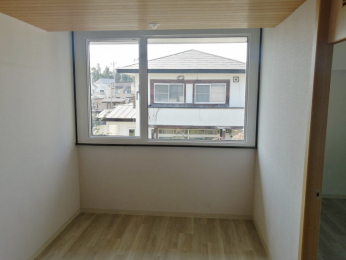 ���̑����ρ@2�K�z�[���B�T�b�V���������܂����B�쑋�ŁA�����󕨂������̂ɂ҂�����ȏꏊ�ł��B