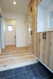 ց@V[Y{bNX[vy[Fœꊴ̂ԂɂȂ܂B