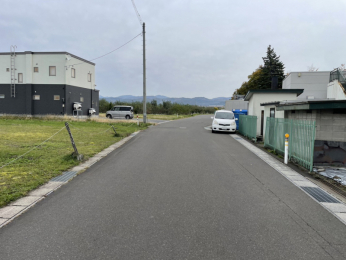 OʓH܂ތnʐ^@OʓH͓~GႠ܂B