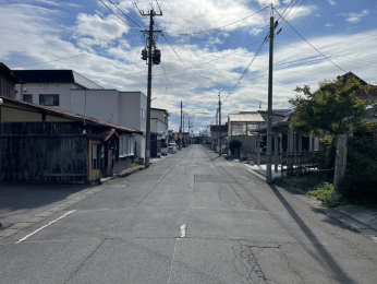 OʓH܂ތnʐ^@OʓH͓~GႠ܂B