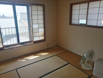 ���r���O�ȊO�̋����@2�K�̘a���͓�ʍ̌��ł��B