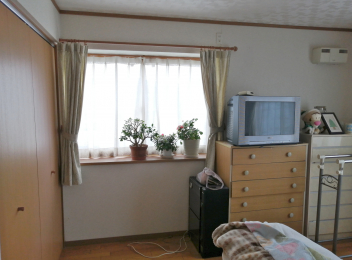 ���r���O�ȊO�̋����@�m��8���B��ʃN���[�[�b�g�ňߗނ�����������[�ł��܂��B