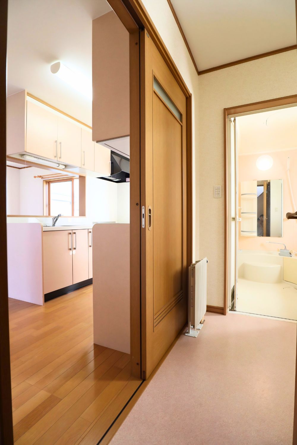 03. 水回り回遊動線【青森市西滝のリフォーム中古住宅販売会|3LDK・駐車2台・22帖LDK|予約優先制|2026年9月1日(火)~9月29日(火)】おうち情報館城東店