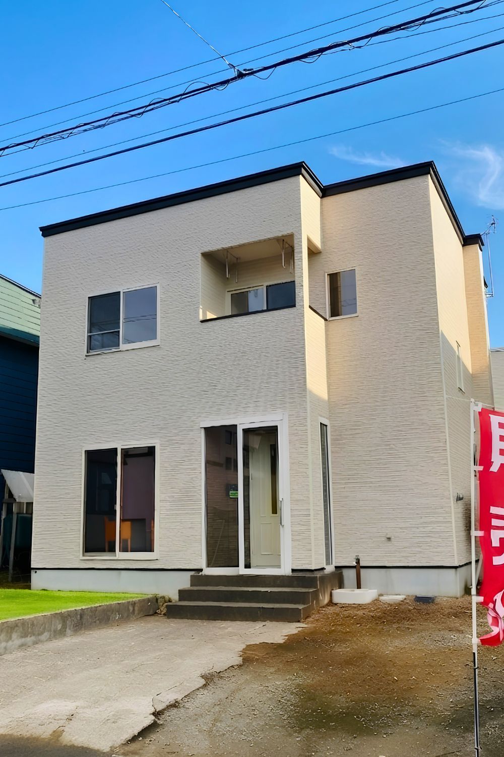 07. 風除室&冬も安心【青森市西滝のリフォーム中古住宅販売会|3LDK・駐車2台・22帖LDK|予約優先制|2026年9月1日(火)~9月29日(火)】おうち情報館城東店